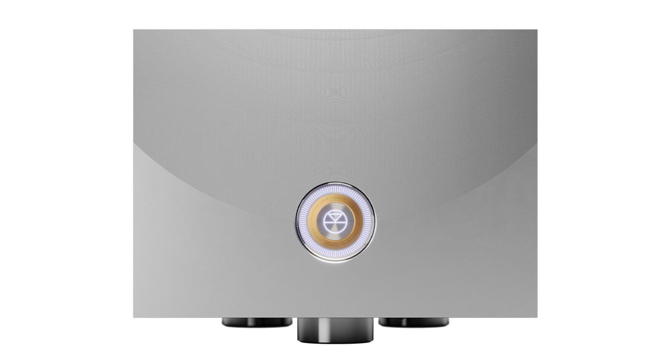 A Klimax Solo 800 in silver